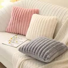 Capa P/ Almofada Em Pelucia Wave Soft Canelada Decorativa - 45x45 Cm