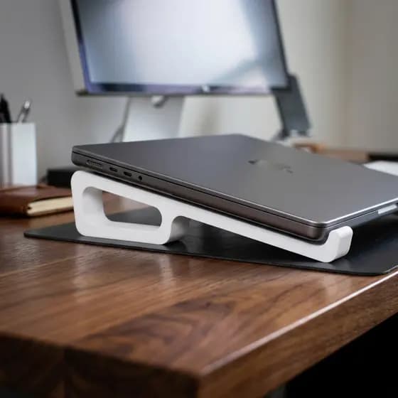 Suporte Para Notebook Laptop 11 A 16 Pol Ergonômico Minimalista Em PLA Biodegradável