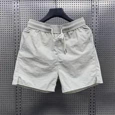 Verão estilo fino gelo seda Shorts de secagem rápida masculino solto calças grandes 2025 Street Wear Casual calças de tr