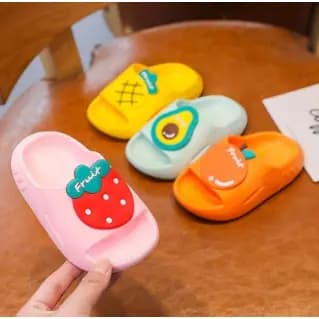 Chinelo Nuvem Slide Infantil Feminino Ortopédico Macio Anatômico Antiderrapant - Slide Frutinhas - Fruta - Moranguinho -