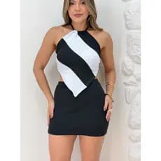 Conjunto  Feminino Cropped Halter e Short Saia Modelador