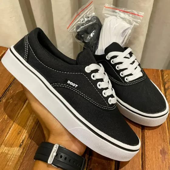 Tenis casual feminino masculino Authentic sola reta