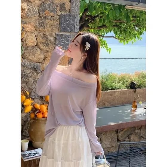 Estilo coreano solto Design sentido malha de manga comprida camiseta feminina verão ombro inclinado solto protetor solar