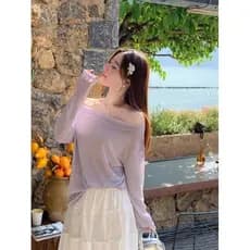 Estilo coreano solto Design sentido malha de manga comprida camiseta feminina verão ombro inclinado solto protetor solar