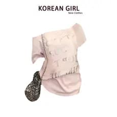 Americano quente menina carta rosa ombro oblíquo manga curta camiseta feminina verão estilo coreano redução de idade All
