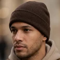 Gorro Touca Marrom Sem Bordado Em Malha Quentinha Confortável Para Inverno Masculino Feminino
