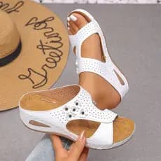 2025 verão novo estilo chinelos de comércio exterior Retro Casual flor de sola grossa em forma de plana sandálias femini
