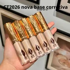 Charlotte Tilbury CT/Corretivo Iluminador Matte para Cobertura de Manchas Faciais, Hidratante, Delicado, Beleza Impecáve