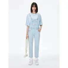 Macacão feminino ablejeans lavado cor clara Jeans macacão feminino cor clara calças retas primavera verão