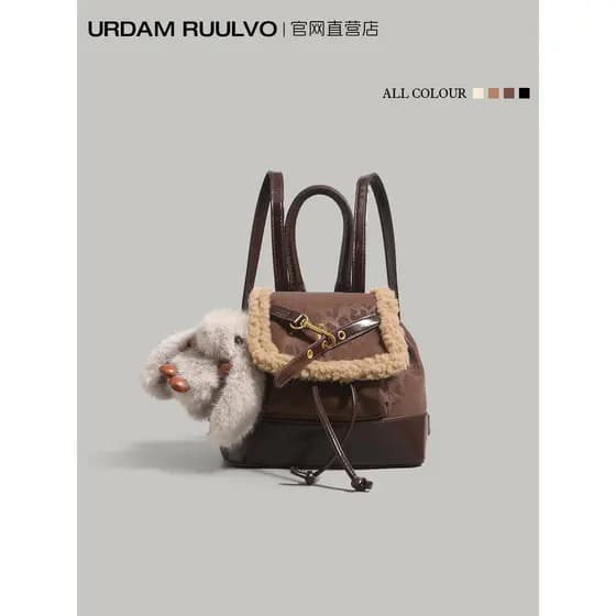 UR camurça lã de cordeiro mochila feminina 2026 novo estilo primavera passeio Commuter estudante cordão Mini mochila