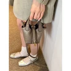 High-End Mini pequena bolsa feminina 2024 novo estilo moda All-Match padrão de crocodilo cesta de vegetais Diagonal bato