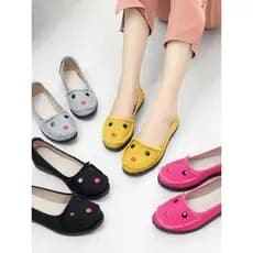 Sapatos de pano femininos primavera novo estilo plana Casual boca rasa deslizamento-em sapatos mãe respirável sola macia