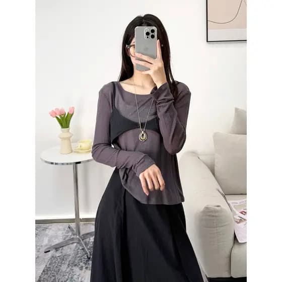 VK2026 primavera verão novo estilo coreano simples falso de duas peças pequena camisa nicho Design em torno do pescoço m