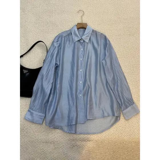 O mestre é!Gelo azul lapela único Breasted protetor solar topo feminino verão novo estilo camisa brilhante de seda gelo