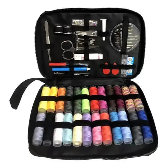 Kit de Costura Completo com Estojo Organizador 24 Cores de Linha + Agulhas + Tesoura + Fita Métrica