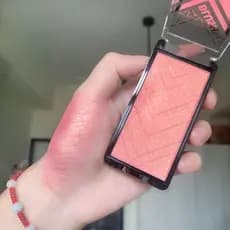 Namoro Nova Pele!O alvo de Halo de maquiagem em negrito Buzis!Uma Filha Pêssego Dourado Blush Dourado Alto Brilho