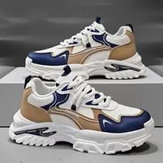 Primavera novo estilo respirável superfície de couro tênis masculino na moda All-Match grosso-sola altura aumentando sap