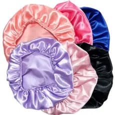 Touca de Cetim com Faixa Larga para Cabelos Volumosos cores sortidos.