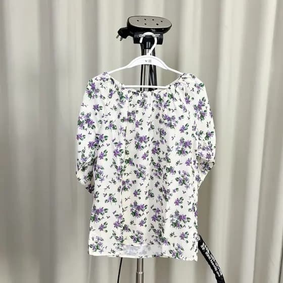 V246 feminino novo estilo elegante All-Match Floral camisa de manga curta mais magro olhar gola quadrada