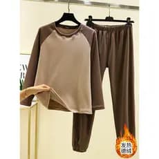 Alemão veludo quente Homewear terno feminino inverno engrossado manga comprida em torno do pescoço Raglan pijamas Casual