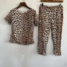 Retro leopardo impressão Casual terno em torno do pescoço de manga curta calças retas casa Outing rua all-match terno de