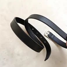 Pedido exterior senhoras couro genuíno tira estreita pequeno cinto preto All-Match Metal em forma de japonês fivela de t