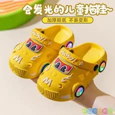 Carro esportivo luminoso chinelos infantis sandálias meninos meninas buraco sapatos verão iluminação antiderrapante dos