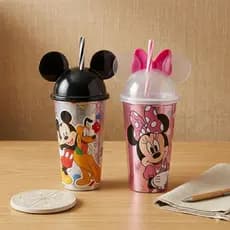 Copo de Personagens divertido com Orelha 500 ML