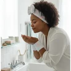 Kit Faixa de Cabelo com Laço + 2 Faixa de Pulso para Maquiagem e Skincare | Tiara Spa Antigotejamento | Multicolorido