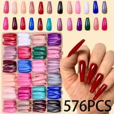 576 peças de unhas postiças brilhantes de 24 cores, estilo médio-longo, unhas curtas quadradas de cor pura.