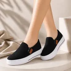 Tênis Feminino Slip On Preto Conforto e Estilo Dia a Dia Calce Fácil Zíper Lateral Promoção