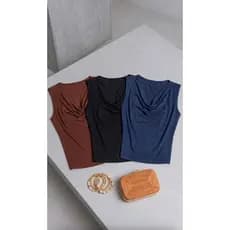 Blusa Regata Gola Boba Feminina Elegante Confortável Versátil Macia Sofisticada Leve Confortável