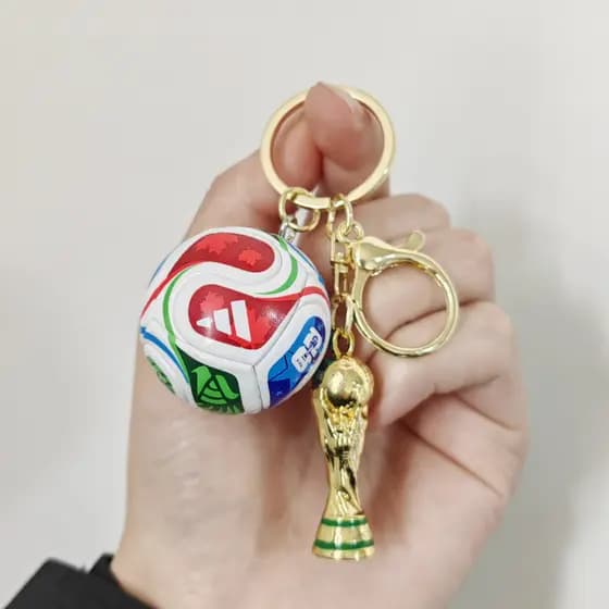 UEFA Euro Comemorativo 3D Futebol Chaveiro com luz Unisex Couro Pingente Fã Saco Acessório Presente