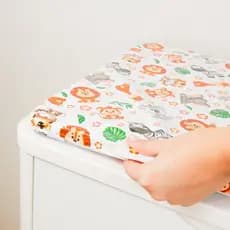 Trocador de Fraldas Bebê para Cômoda Impermeável Siliconizado Fácil para transportar Slim 66x44x2