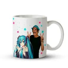 Caneca Seu Madruga e Hatsune Miku Meme Crossover Chaves Vocaloid Otaku Presente Criativo Porcelana Premium 325ml