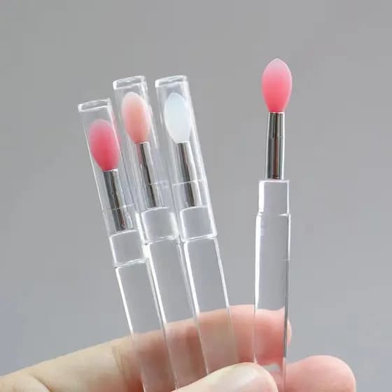 Coberto Anti-poeira portátil Silicone lábio escova máscara labial escova batom escova multifuncional vaselina bálsamo la
