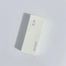 Yaoguang Base Líquida Nutritiva Constante Pele Sensível Nutritivo Corretivo Leve Serviço Hidratante Pó Antiaderente Suor