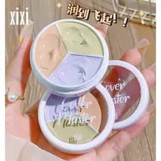 Xixixi limpeza da pele segurando maquiagem corretivo de três cores cobrindo manchas faciais marcas de Acne olheiras rasg