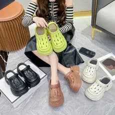 Aumentando sapatos de sola grossa buraco feminino verão casa exterior Wear EVA merda-piso sandálias antiderrapantes pequ