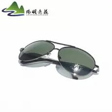 Vendas diretas da fábrica novo estilo na moda óculos de sol polarizados óculos de sol das mulheres dos homens piloto sap