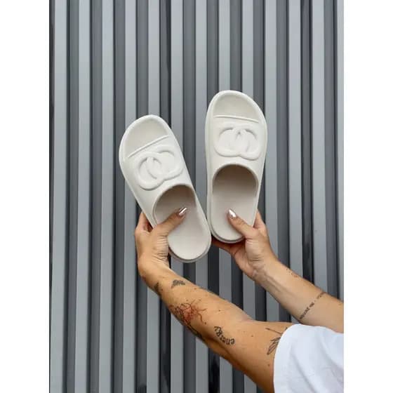 Chinelo Feminino Nuvem Slide Unissex Calm Lançamento Alta Qualidade Confortavel Estiloso Para O Dia a Dia