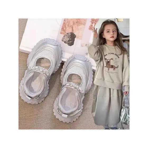 Meninas tênis leves 2026 primavera verão novo estilo sapatos infantis meninas sandálias de lantejoulas respirável sapato