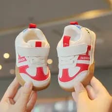 Sapatos de bebê antiderrapantes de sola macia, primavera outono, respirável, sapatos de bebê, fofos, meninos, meninas, V