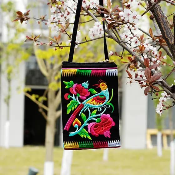 Novo estilo étnico bordado flor saco mensageiro saco do telefone móvel 20cm Halter saco do telefone móvel feminino tecid