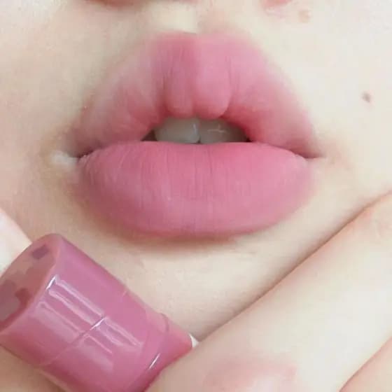 Cor Taro em Pó Cinza em Tom Frio!Cold Sense Lip Mud Olive Skin Cor Nude Baixa Saturação Rosto Simples Brilho Labial Bran