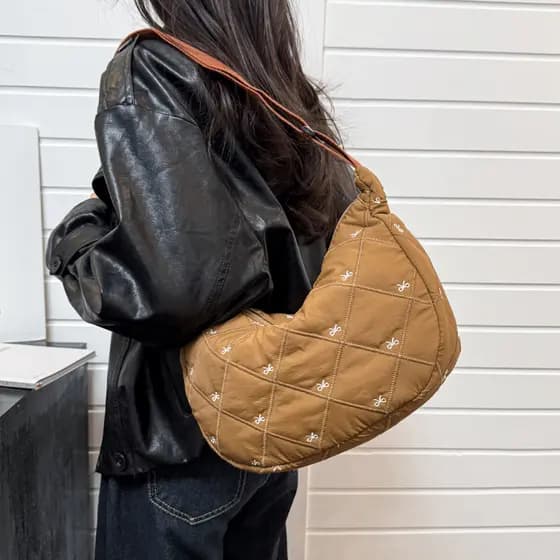 Grande capacidade Casual saco 2025 novo estilo bolinho saco moda losango arco inverno acolchoado saco All-Match bolsa de