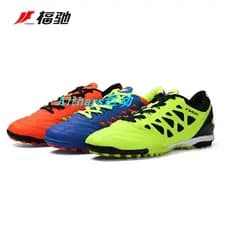 Futebol novo estilo juventude botas de futebol sapatos de treinamento respirável couro pé TF unhas quebradas Anti-desliz