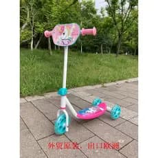 Novo produto exportação itália Original scooter de três rodas carrinho de 3 rodas princesa papai homem-aranha etc scoote