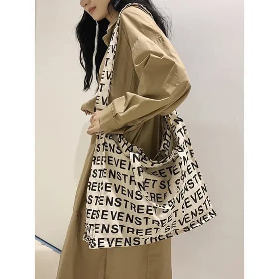 Verão estilo preguiçoso carta grande saco 2026 novo estilo exclusivo impresso Cross-body Commuter saco ins Super quente