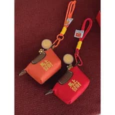 Presente de ano novo Mini saco de armazenamento de fone de ouvido feminino nicho Design fivela de Metal bolsa de moedas